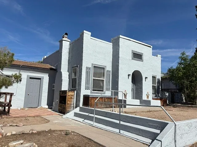 701 Cerbat Ave