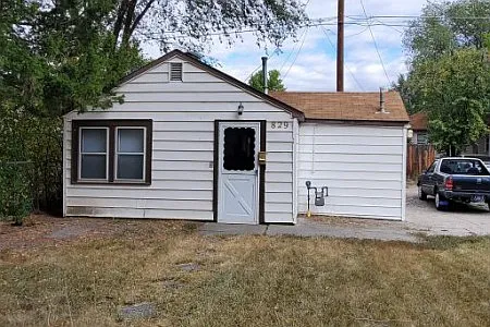 829 Howard Ave