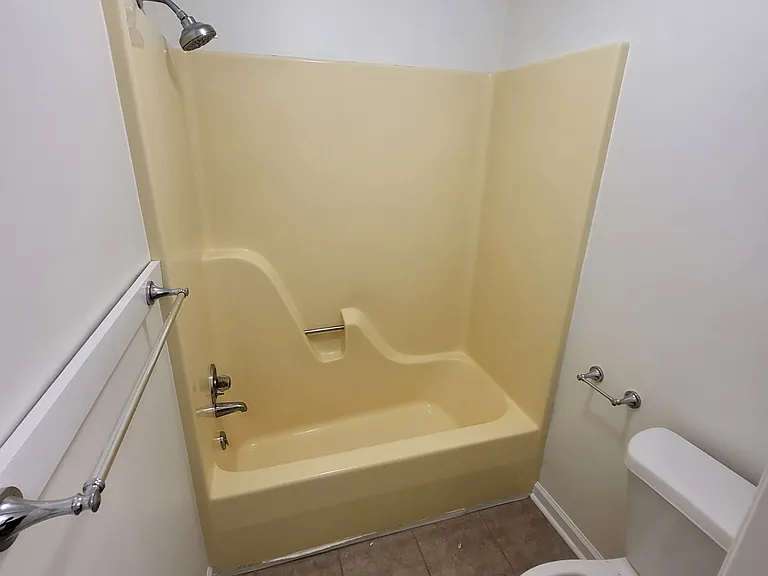 7001 Pauline Cir — Photo 21