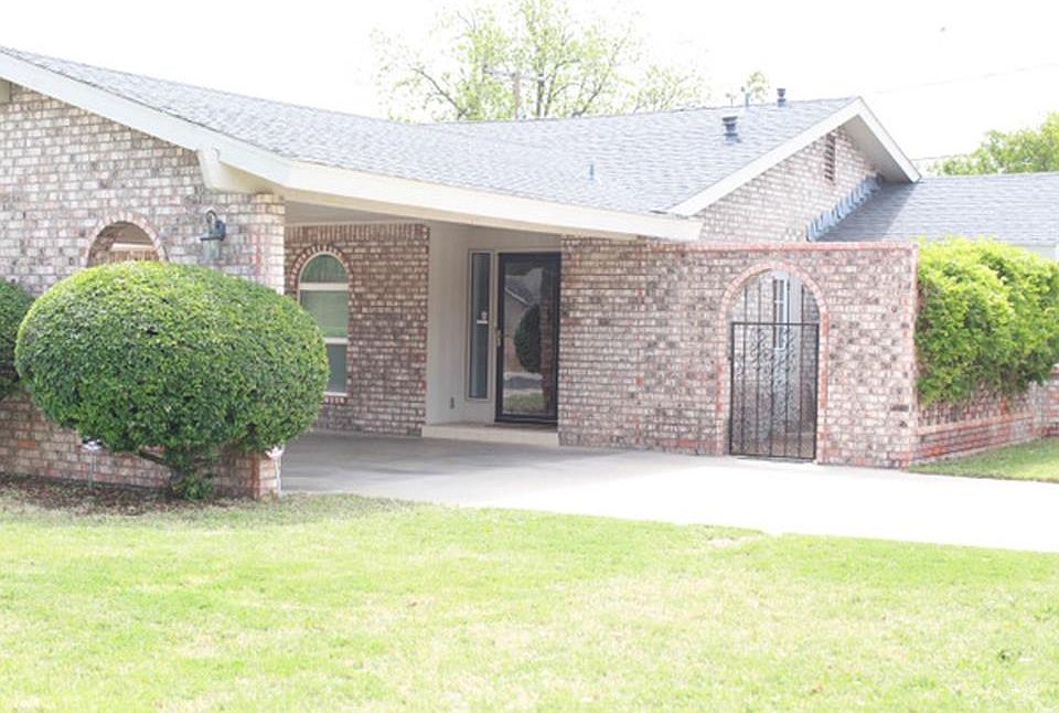 1st image of 3537 Hyde Park Ave