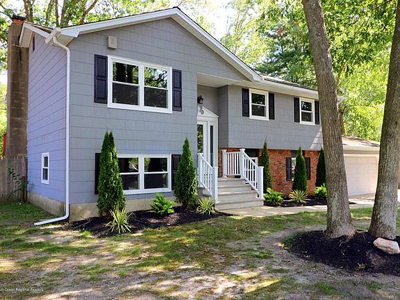 4th image of 14 Jordan Dr