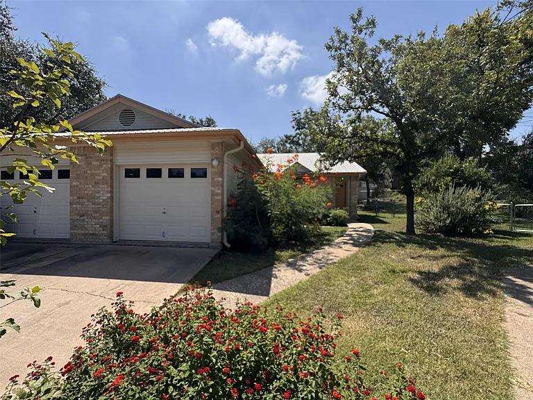 701 Gamez Cv #B — Photo 19