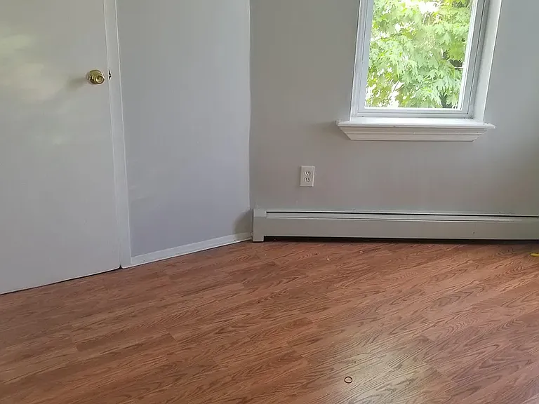 572 Springfield Ave #5C — Photo 3