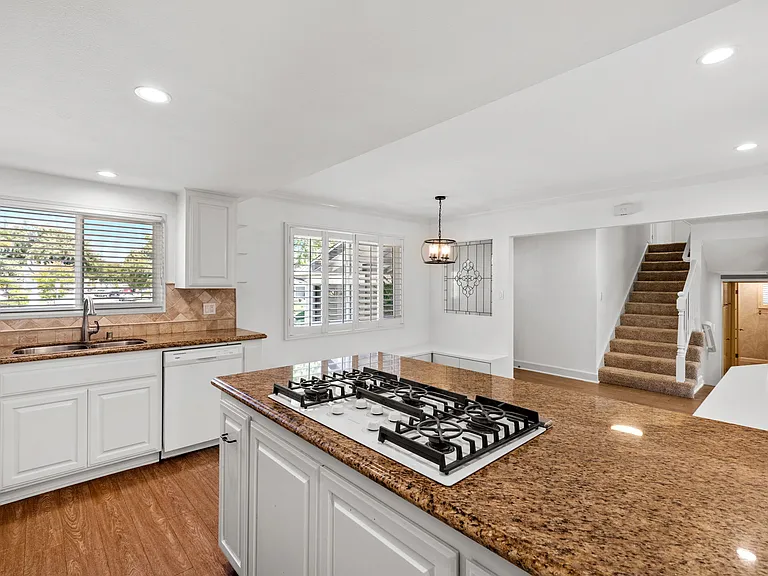 23125 Adolph Ave — Photo 14