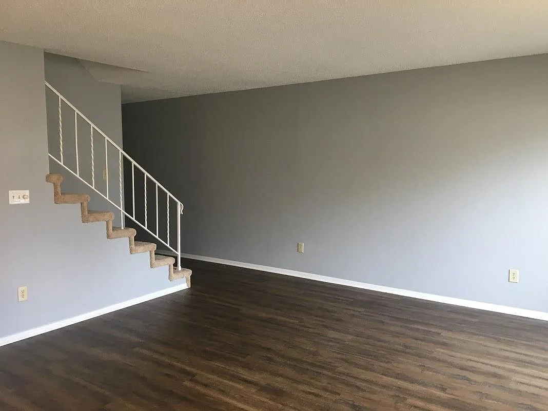 Building Photo - 4216 Dahlia Ct