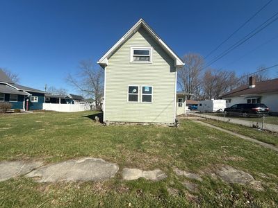 1322 S East St, Elwood, IN, 46036
