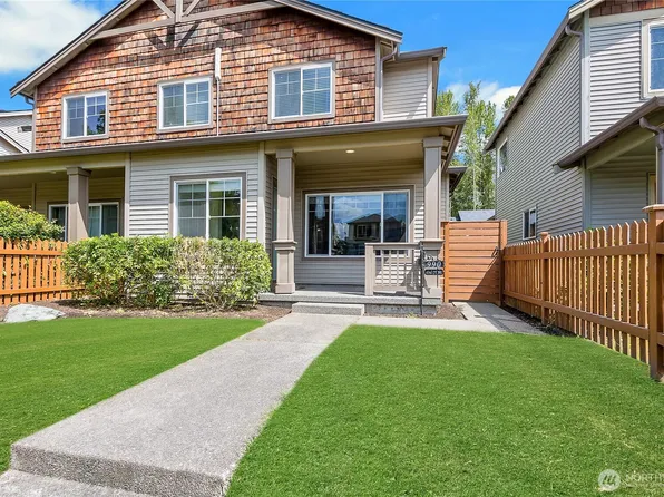 990 43rd Court NE, Auburn, WA 98002