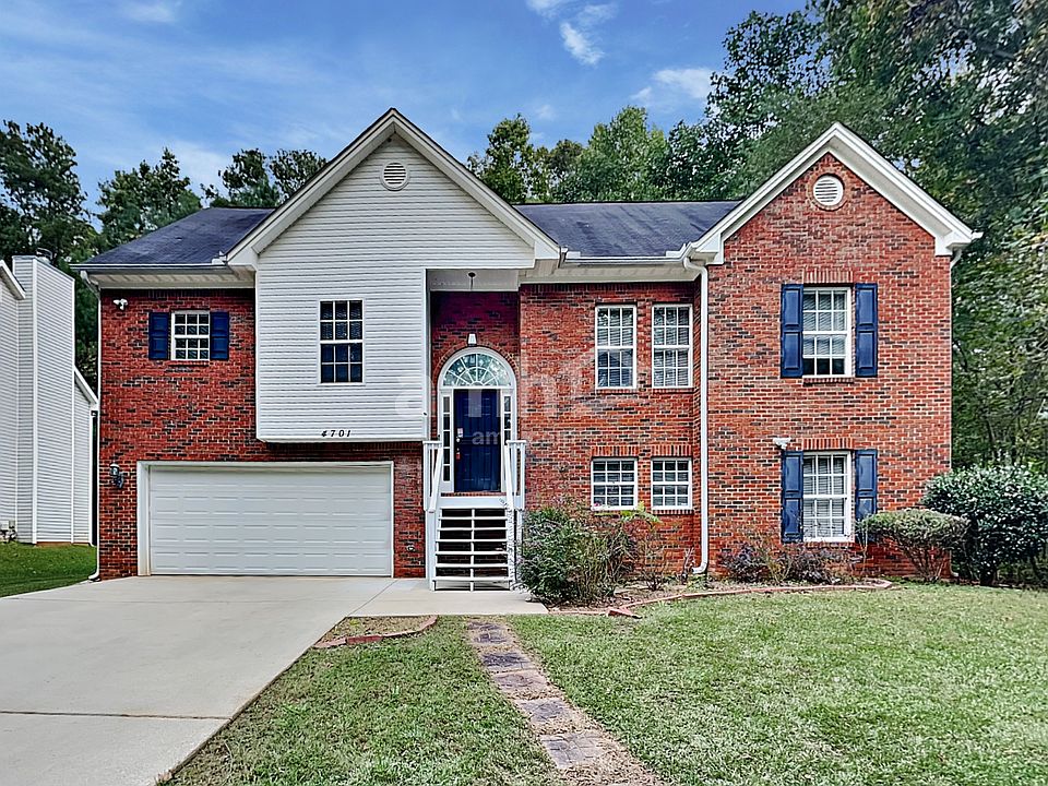 1st image of 4701 SE West Lake Dr