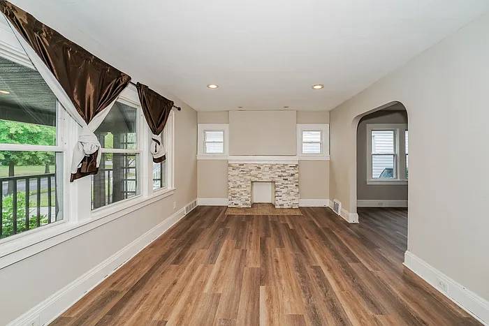 3412 Kildare Rd — Photo 2
