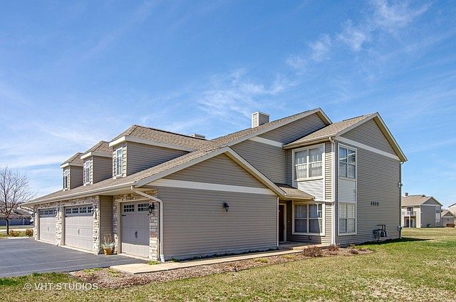 1st image of 167 Penny Ln #167