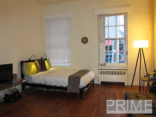 Rented by James Everett Lewis, LREB | media 5