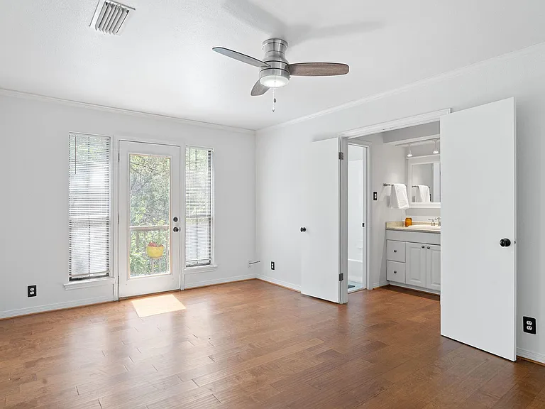 6513 Cat Creek Trl — Photo 7