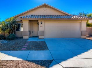 2071 W Double Eagle Dr, Oro Valley, AZ 85737