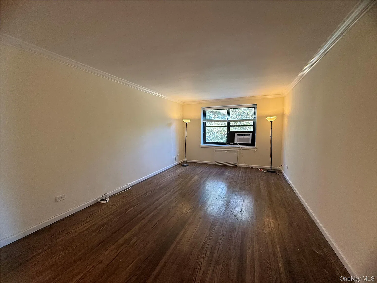 1 bed, 1.0 bath, 800 sqft, $2,400 — Photo 3