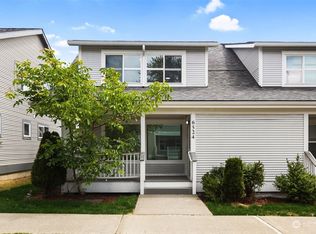 6524 29th Ave S, Seattle, WA 98108