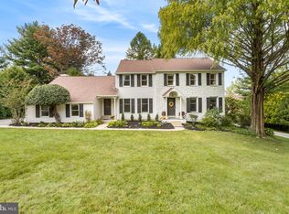 906 Copper Beech Ln, Wayne, PA 19087