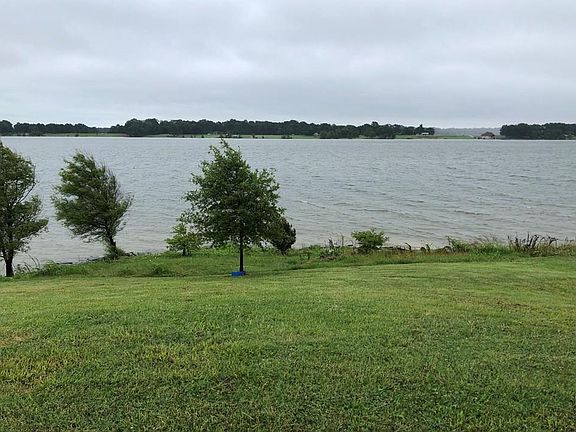 2nd image of 1310 S Lakeshore Dr