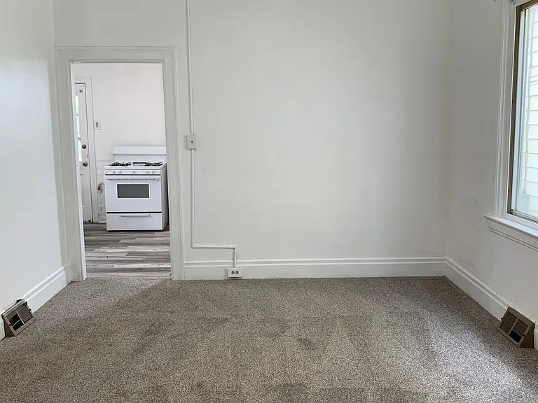 514 Franklin St — Photo 6