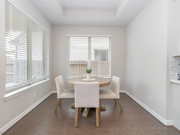 3010 Flora Manor Dr — Photo 17