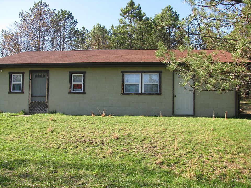 1st image of 24 Bear Dr