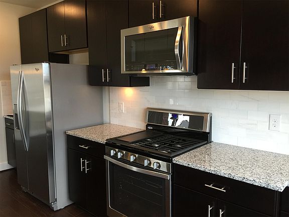 3rd image of 2903 Bleeker St Unit 205