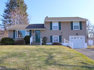 135 Harding Rd, Southampton, PA 18966