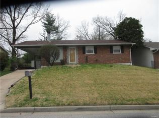 303 Thomas Ave, Saint Charles, MO 63301