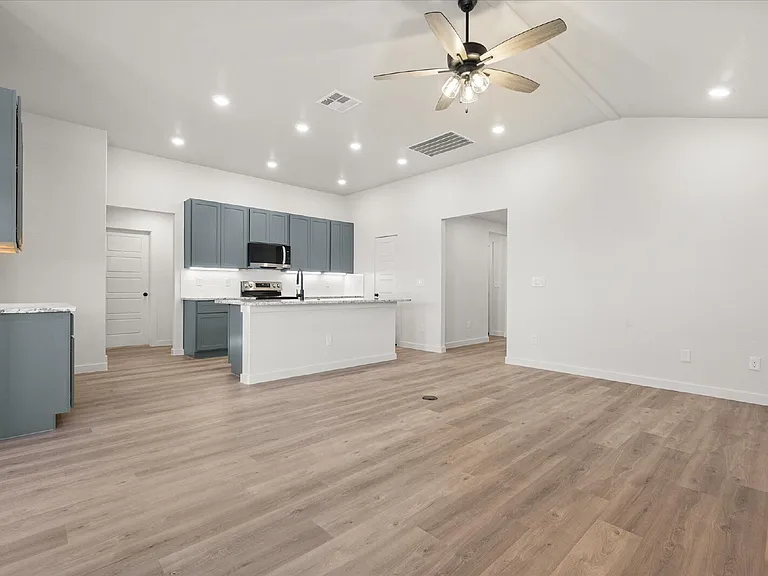2617 Garland Ave — Photo 6