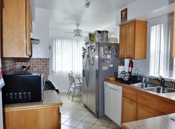 5th image of 8506 S Jeffery Blvd
