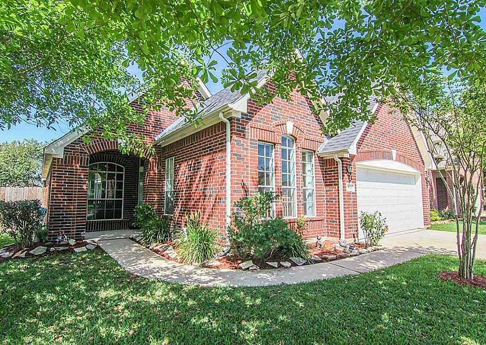 1st image of 3244 Autumn Forest Dr