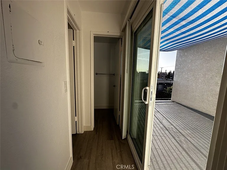 710 W Washington Ave — Photo 7