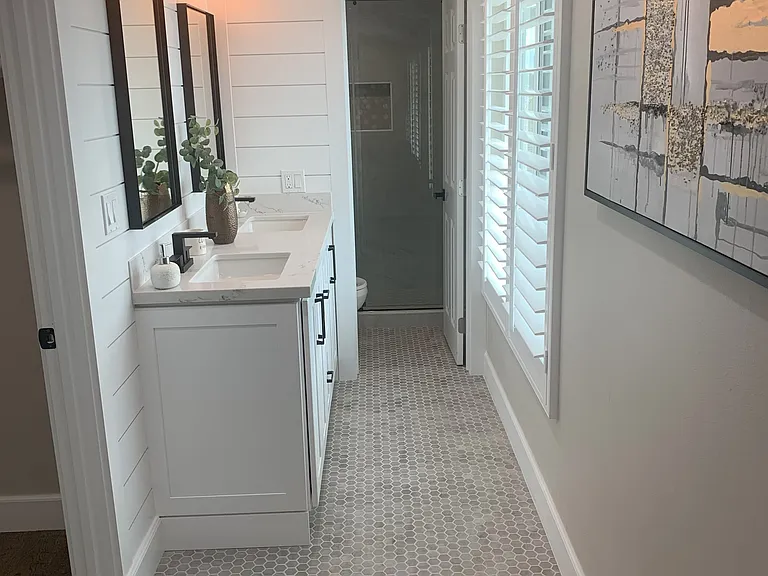 9021 Hyde Park Dr — Photo 14
