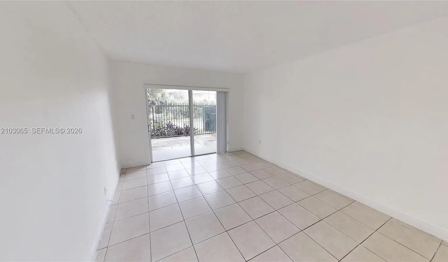 4800 NW 79th Ave — Photo 4