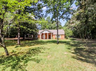 107 Colonial Rd, Oxford, MS 38655