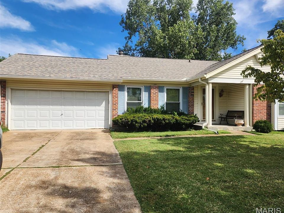 2nd image of 16507 Rain Forest Dr