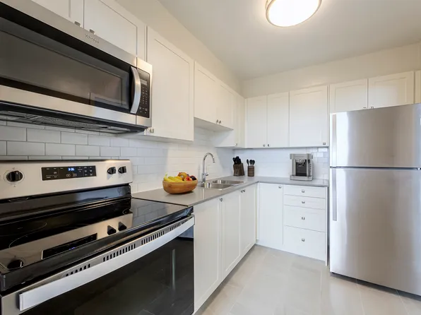 Lakewood Apartments I