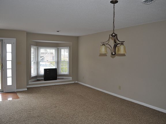 3rd image of 8749 Wimbledon Dr