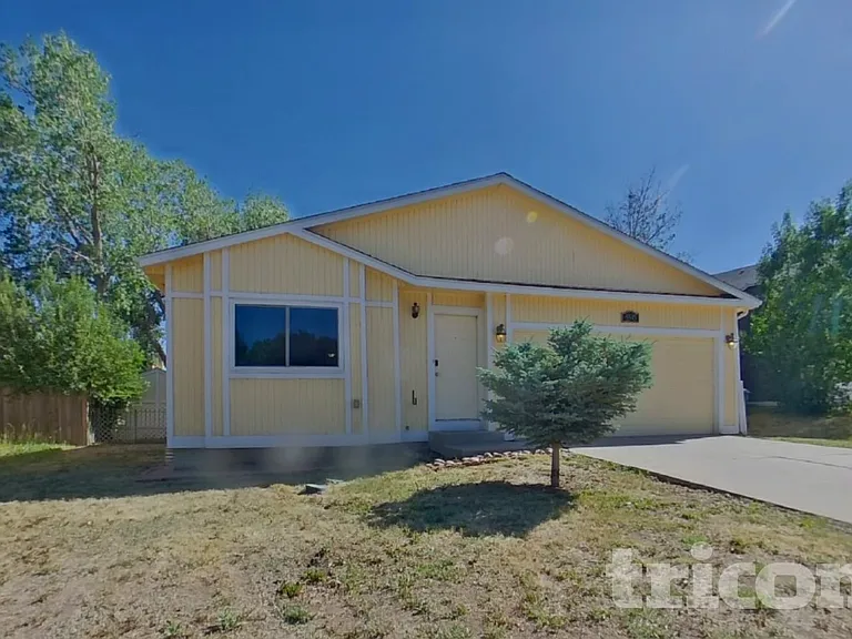 5545 Alma Ter — Photo 2