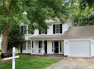 6403 Mounting Rock Rd, Charlotte, NC 28217