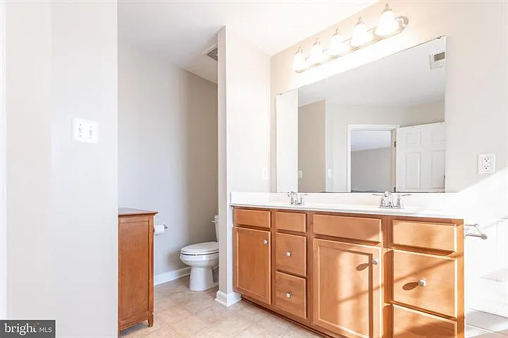 10246 Whitworth Ln — Photo 11