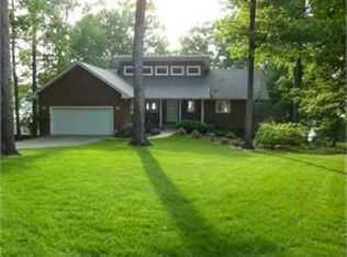 1045 Pioneer Cir, Friendsville, TN 37737
