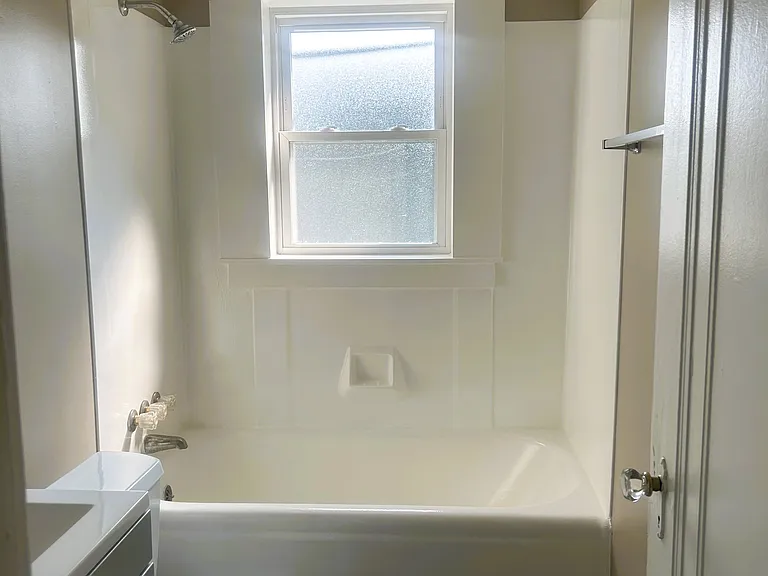 Tipperary Hill Apartments — Photo 10
