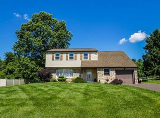 1230 Orchid Rd, Warminster, PA 18974