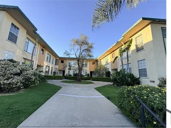 4135 Somerset Dr #C, Los Angeles, CA 90008