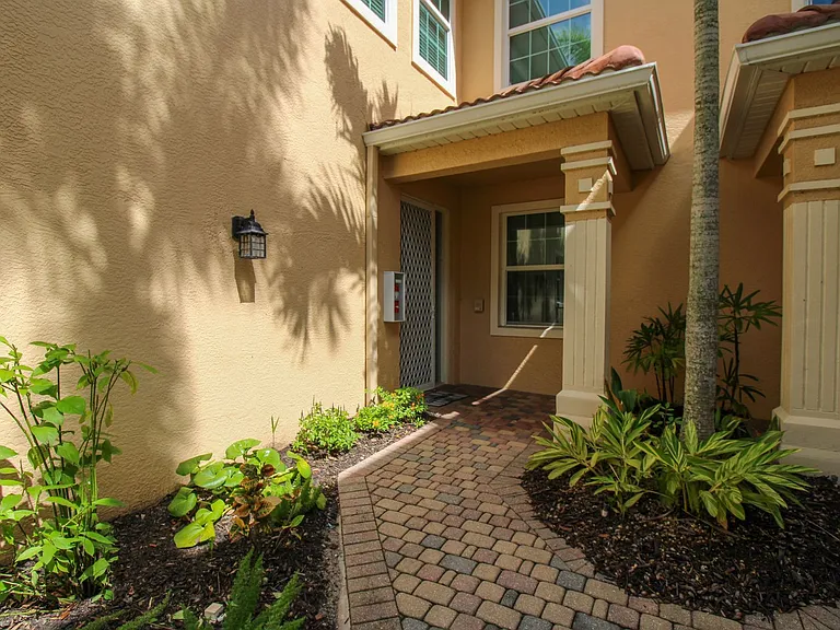 6017 Trophy Dr #601 — Photo 31