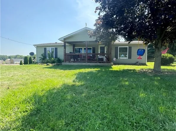 25481 Hopewell Rd, Gambier, OH 43022