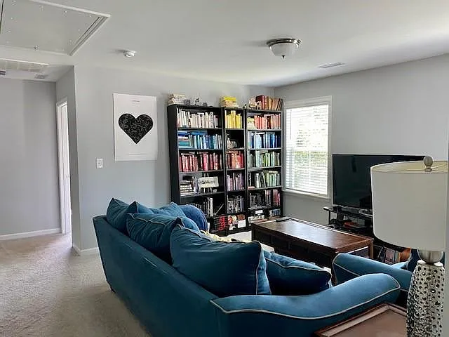 111 Adaire Way — Photo 15