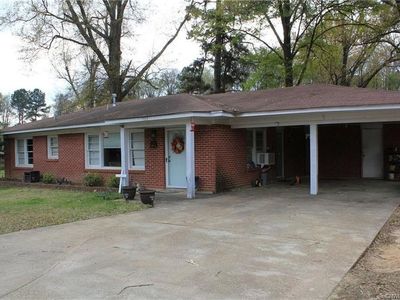 702 10th St NW, Springhill, LA, 71075