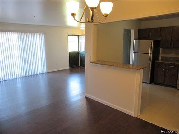5th image of 41020 Northwind Dr
