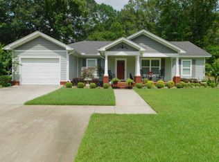 23260 Oak Leaf Ct, Andalusia, AL 36421